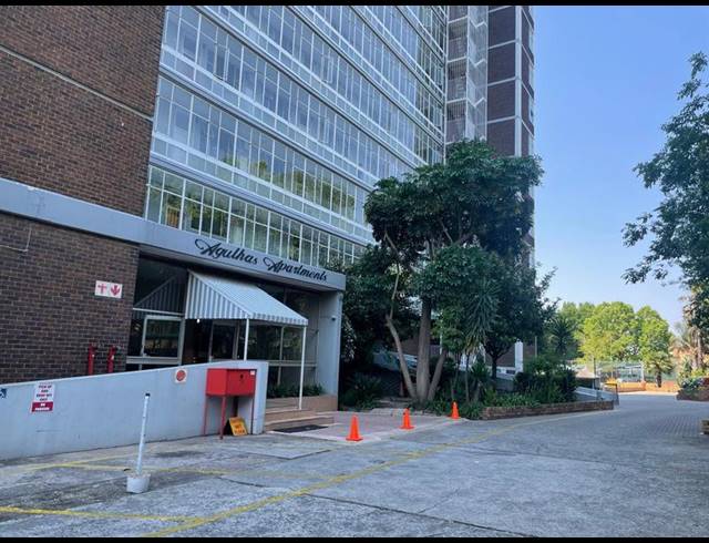 2 BEDROOM APARTMENT FOR SALE IN BEDFORD GARDENS